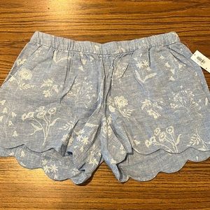 NWT Old Navy Floral Print Shorts